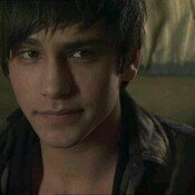 wpid-1x10-hq-luke-pasqualino-8233236-1600-900.jpg